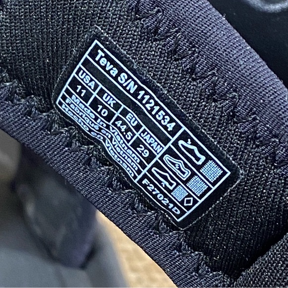 🛑SOLD🛑  Teva Black Sandals Water Sport Outdoors Tan Mens Size 11 - Picture 6 of 12